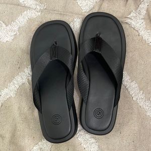 urban outfitters platform flip flops brand new size 10